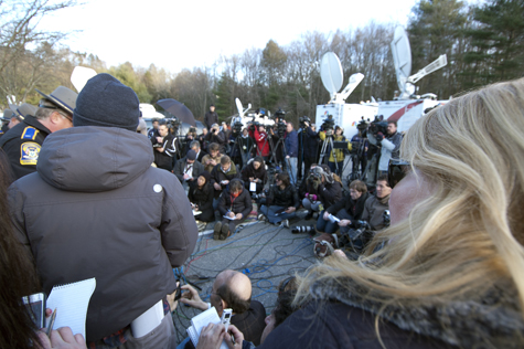 Reporters Glued to Vance.jpg